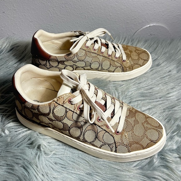 Coach Clip Low Top Sneaker KHAKI/SADDLE
Size 7.5B - Picture 4 of 11